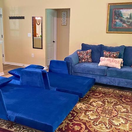 فيلا Sundance' Acres *Brand New House*With Hot Tub سبرينغ هيل المظهر الخارجي الصورة