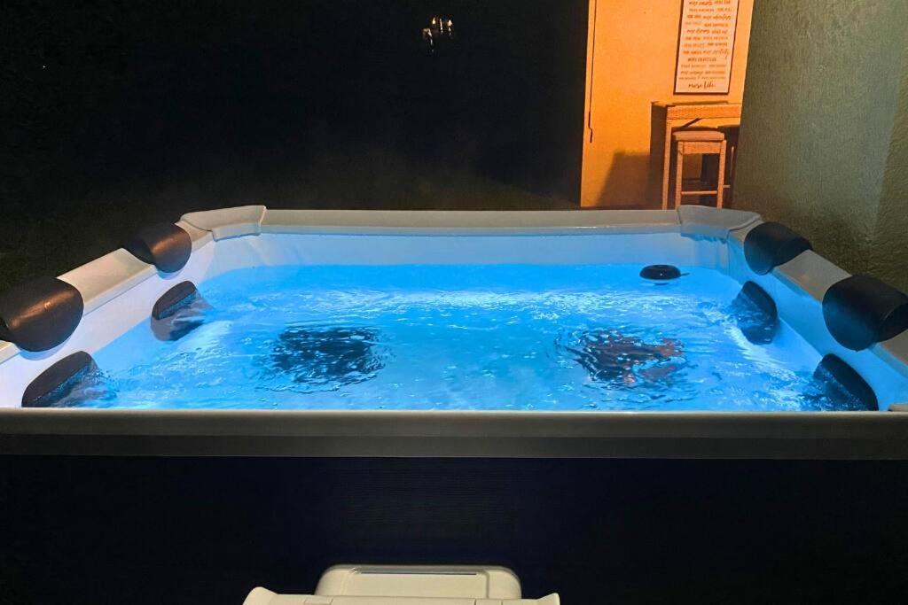 فيلا Sundance' Acres *Brand New House*With Hot Tub سبرينغ هيل المظهر الخارجي الصورة